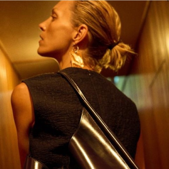 Zara Gold Tone Dangle Earrings Hotel Resort Malibu Tags - Picture 2 of 7